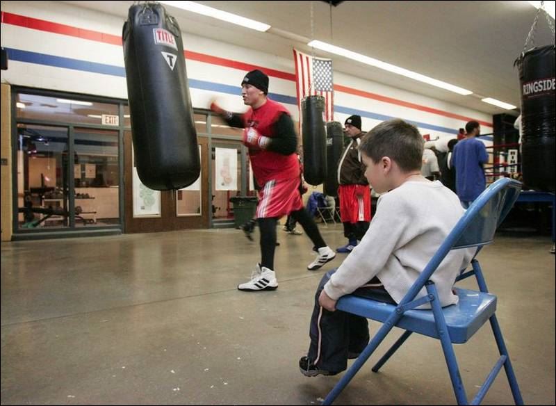  - Toledo-24-Taking-the-hits-at-Glass-City-Boxing-Gym-2