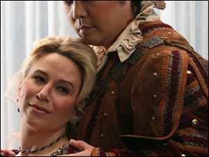 Kerri Marcinko, left, playing Leonara and Dongwon Shin as Manrico, right, will appear in &amp;lt;i&amp;gt;Il Trovatore&amp;lt;/i&amp;gt;. - Stellar-cast-will-light-up-the-stage