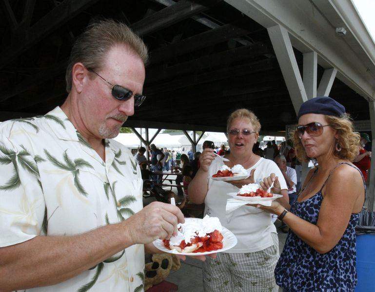 Holland Strawberry Festival salutes heroes The Blade