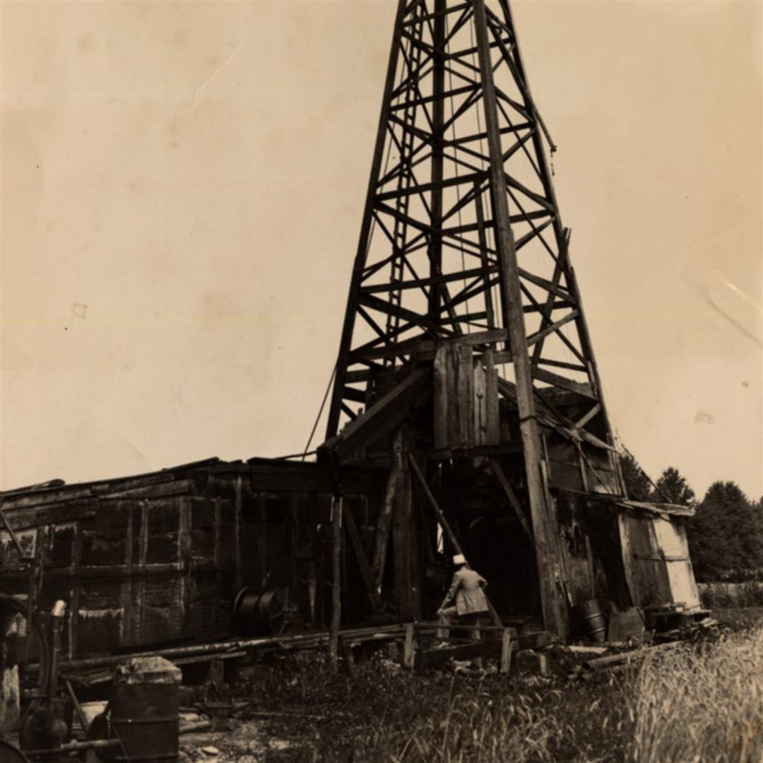 Oil-well-Kyle-farm-1937
