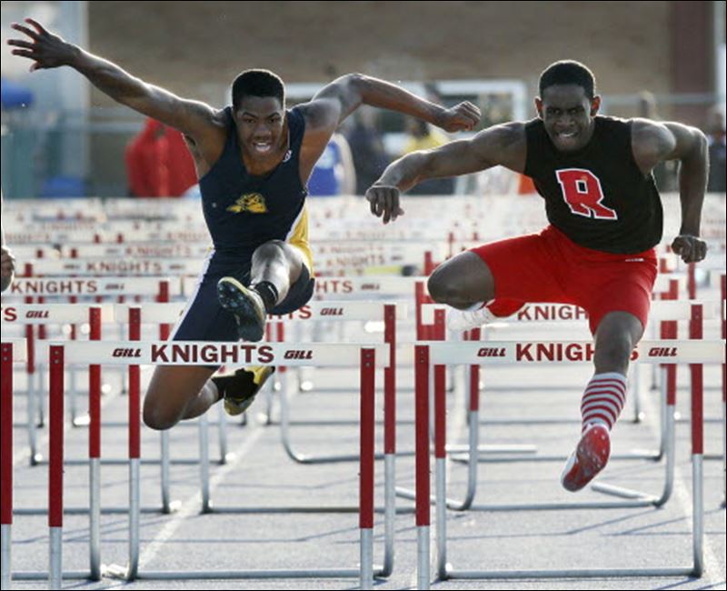 derjuan-gambrell-rogers-knight-relays.jpg