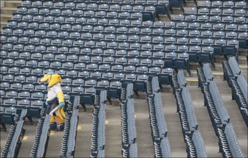 Toledo Walleye Mascot