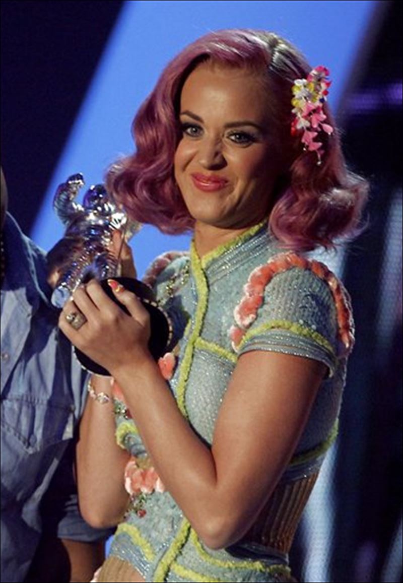 Katy Perry wins Video Music Award's top prize Toledo Blade