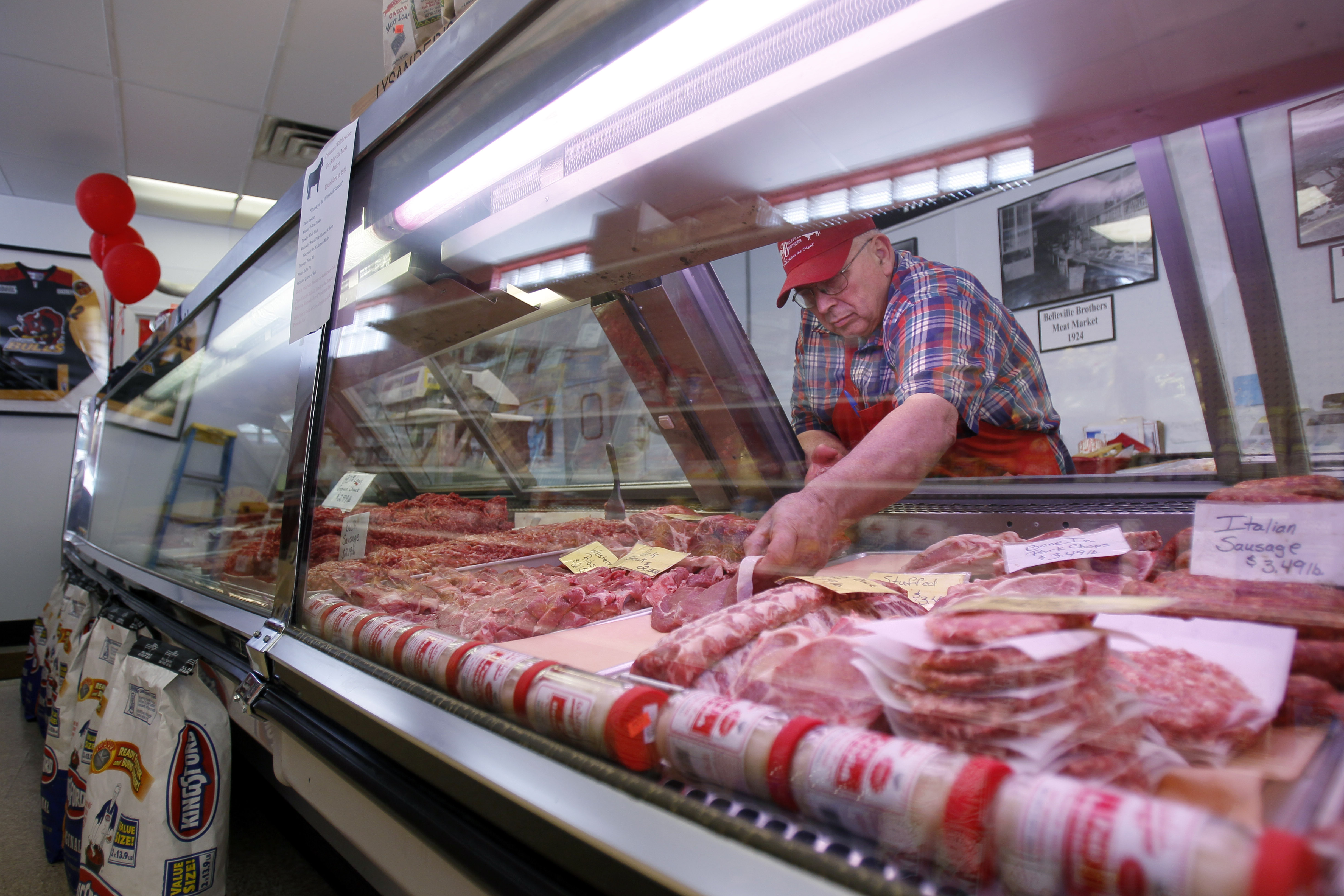 Bowling Green meat market hits milestone - The Blade 