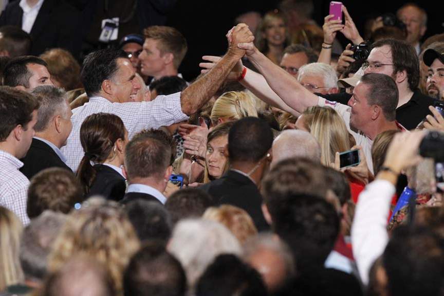 CTY-Romney27p-crowd-greet