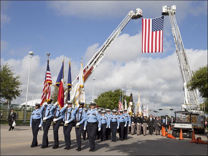 somber-crowd-gathers-to-honor-texas-firefighters-toledo-blade