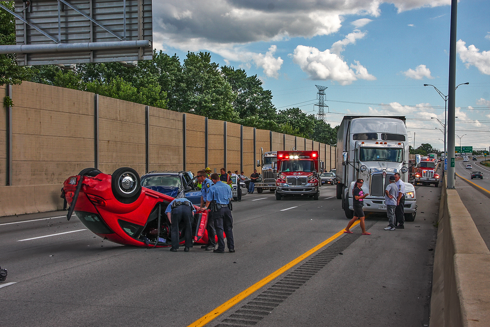 Crashes kill 1, tie up major roads across Toledo area The Blade