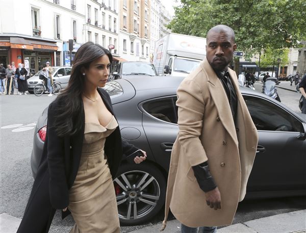 Wedding Day In Florence For Kim Kardashian Kanye West The Blade 