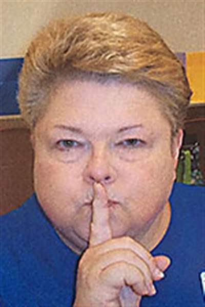 Accused Riverdale Teacher To Resign - The Blade