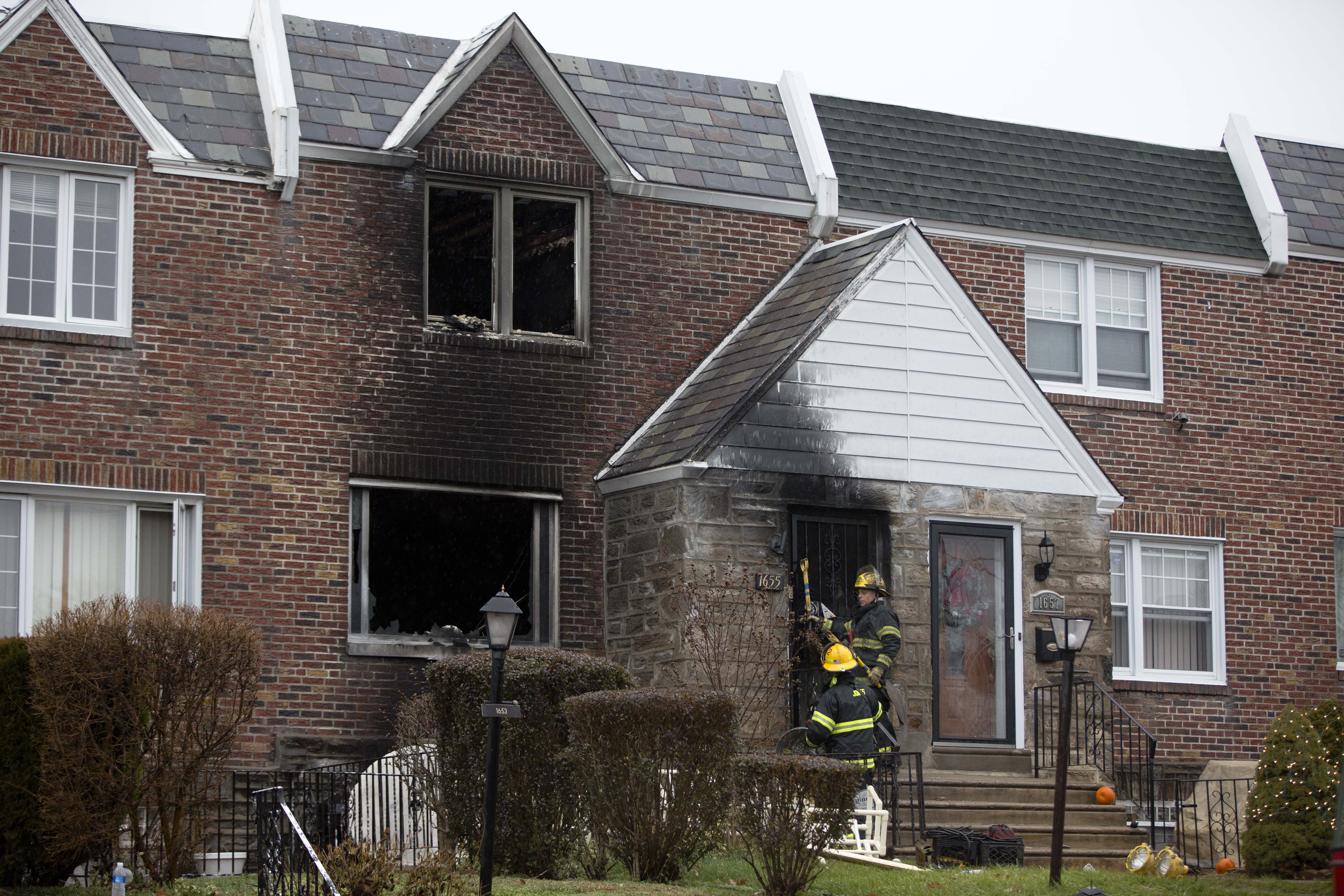 Philadelphia Firefighter Killed In Line Of Duty - The Blade