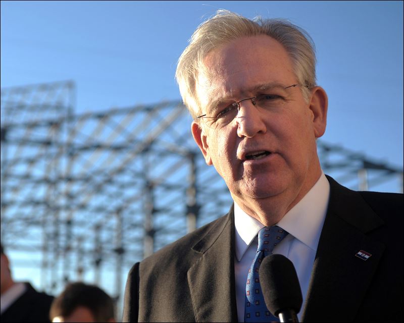 Right-To-Work-Missouri-Missouri-Gov-Jay-Nixon.jpg