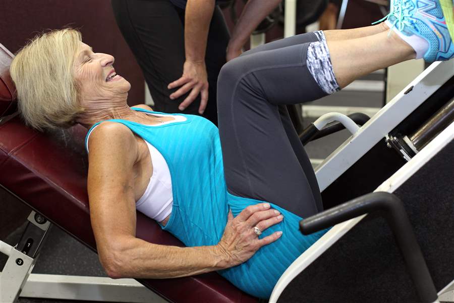 older-women-find-new-life-with-weight-lifting-the-blade