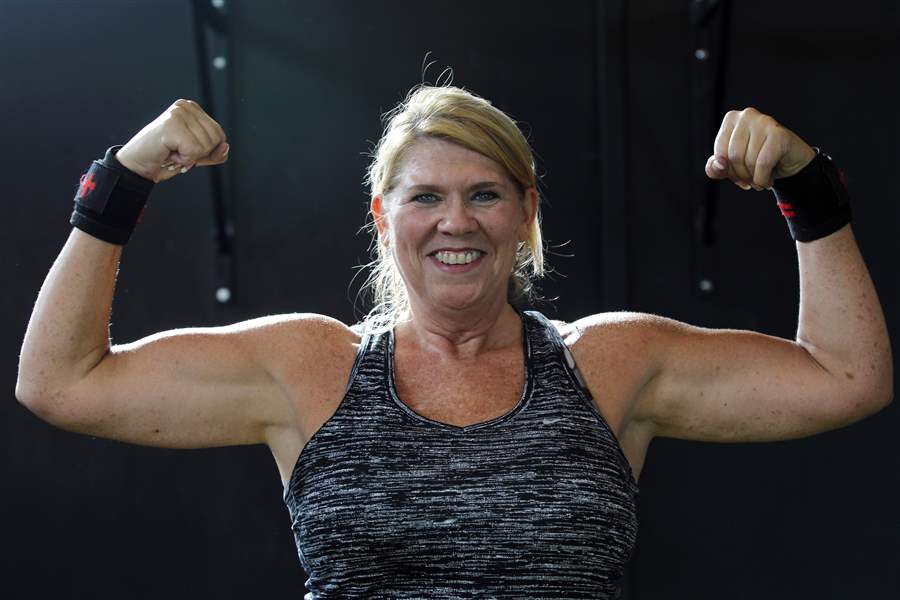 older-women-find-new-life-with-weight-lifting-the-blade