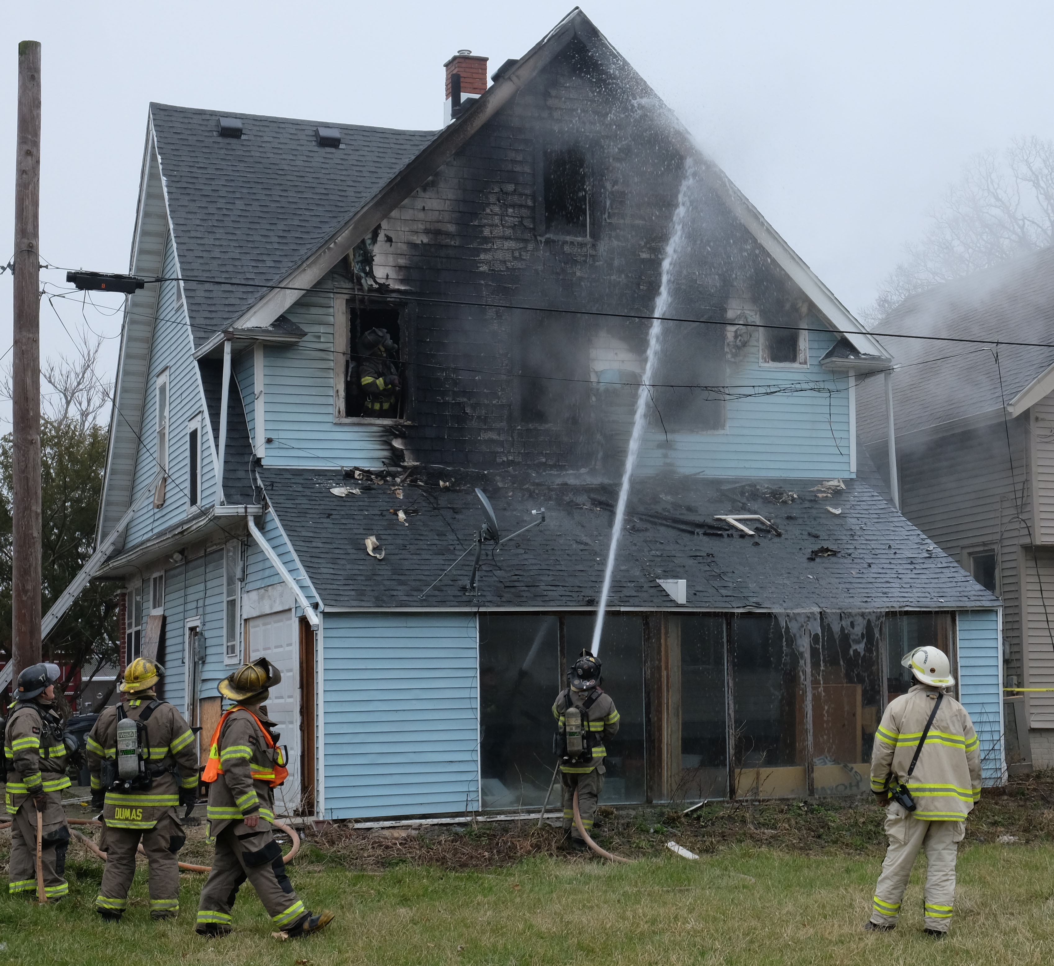 Man Escapes Hyde Place Fire With Minor Injuries The Blade