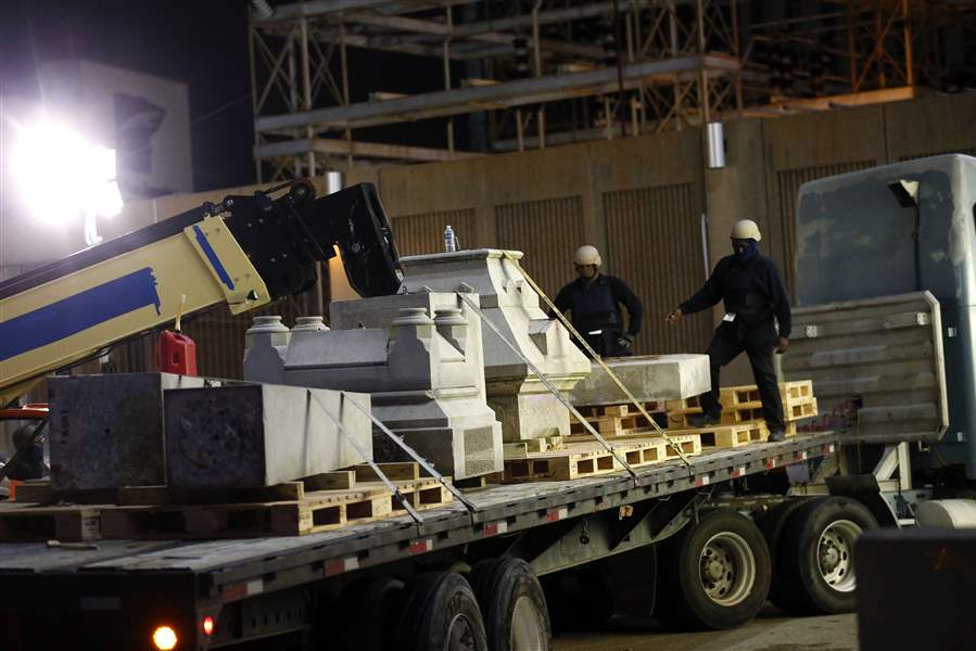 New Orleans takes down 1st of 4 Confederate statues The Blade