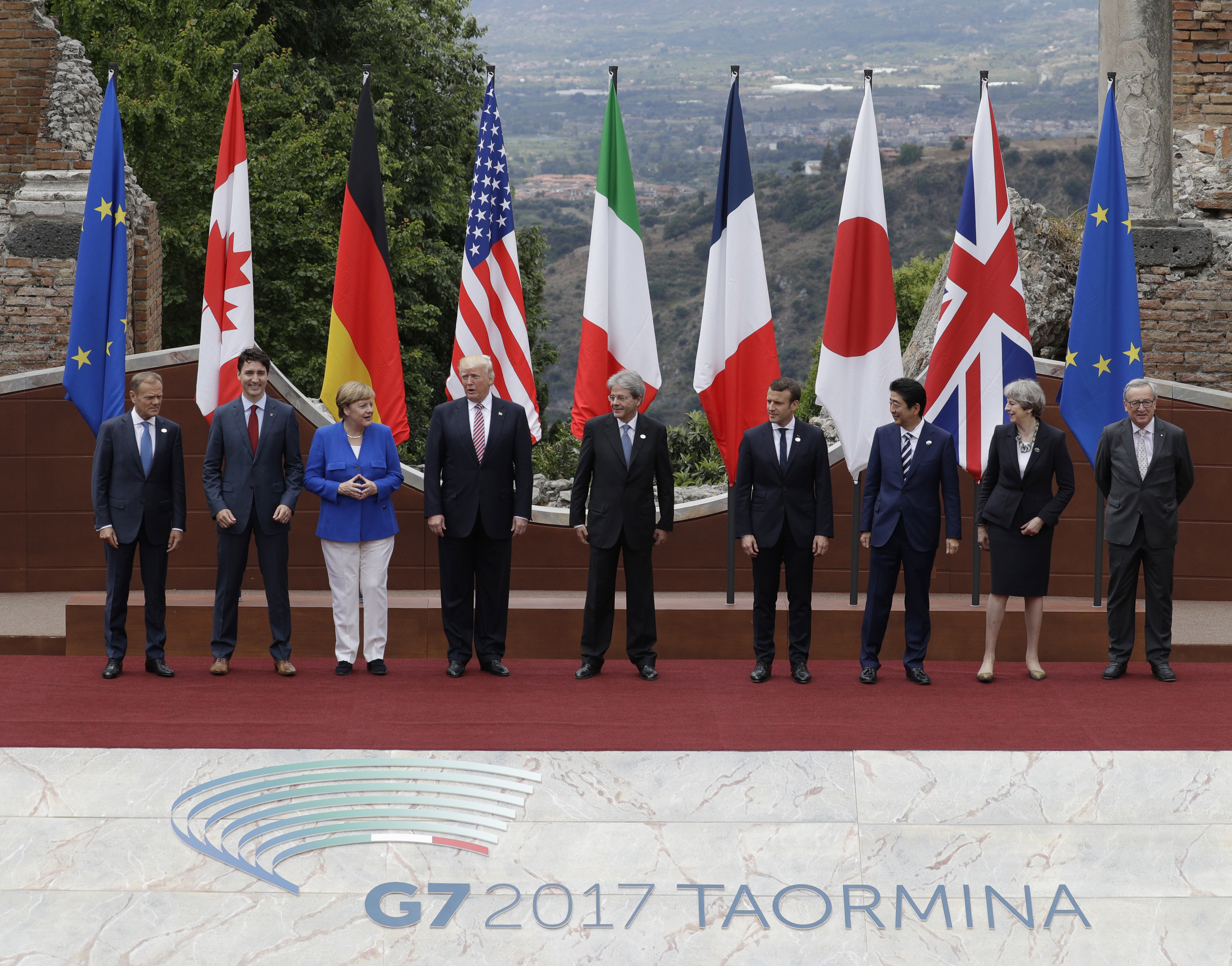 Trump Meeting With G-7 Leaders After Going On Offensive - The Blade