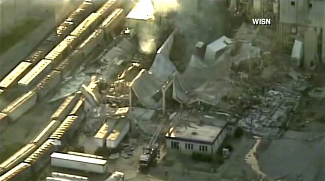 1 dead, 2 workers missing after explosion at Wisconsin mill The Blade
