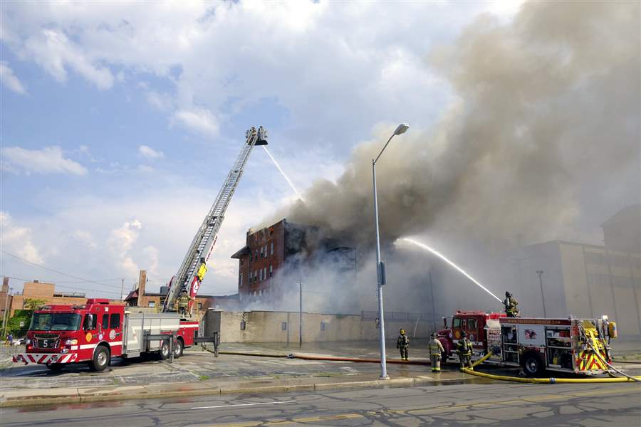 120-year-old Uptown Apartment Building Catches Fire - The Blade