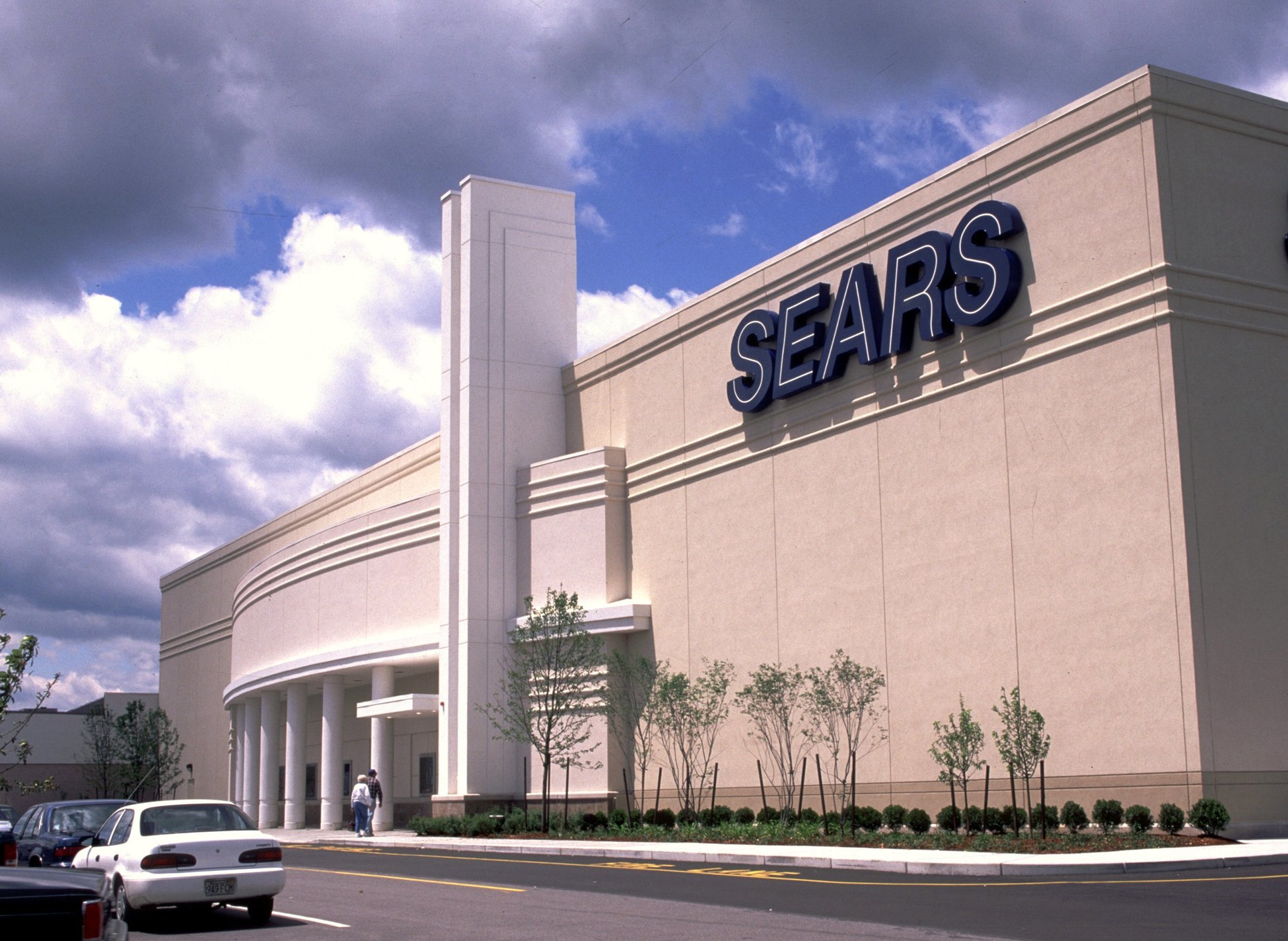 struggling-department-store-chain-sears-closing-more-stores-the-blade