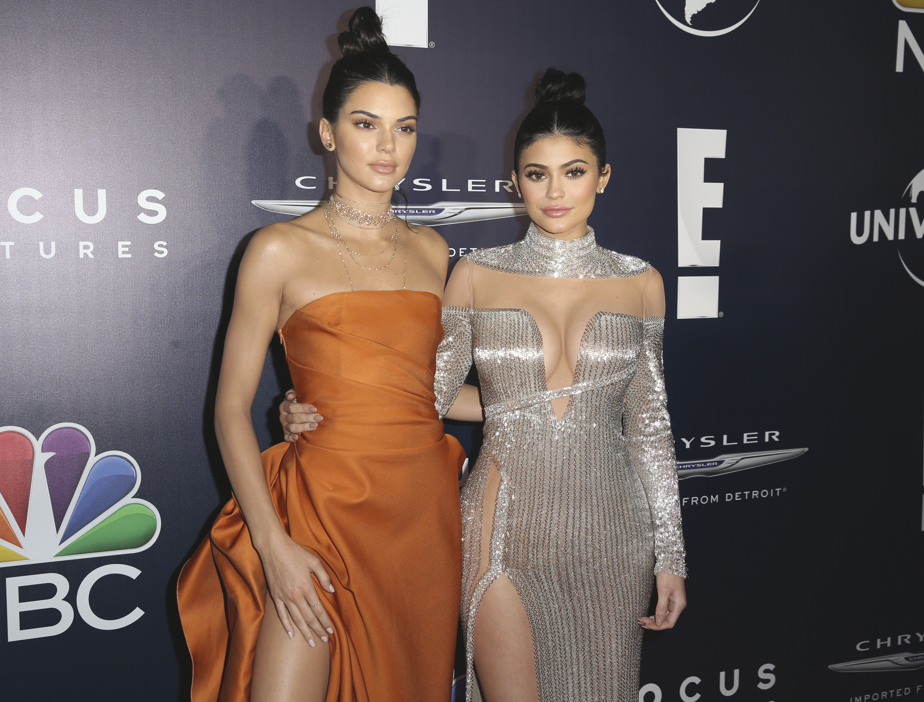 Kylie And Kendall Jenner Apologize After Heat Over T Shirts The Blade 