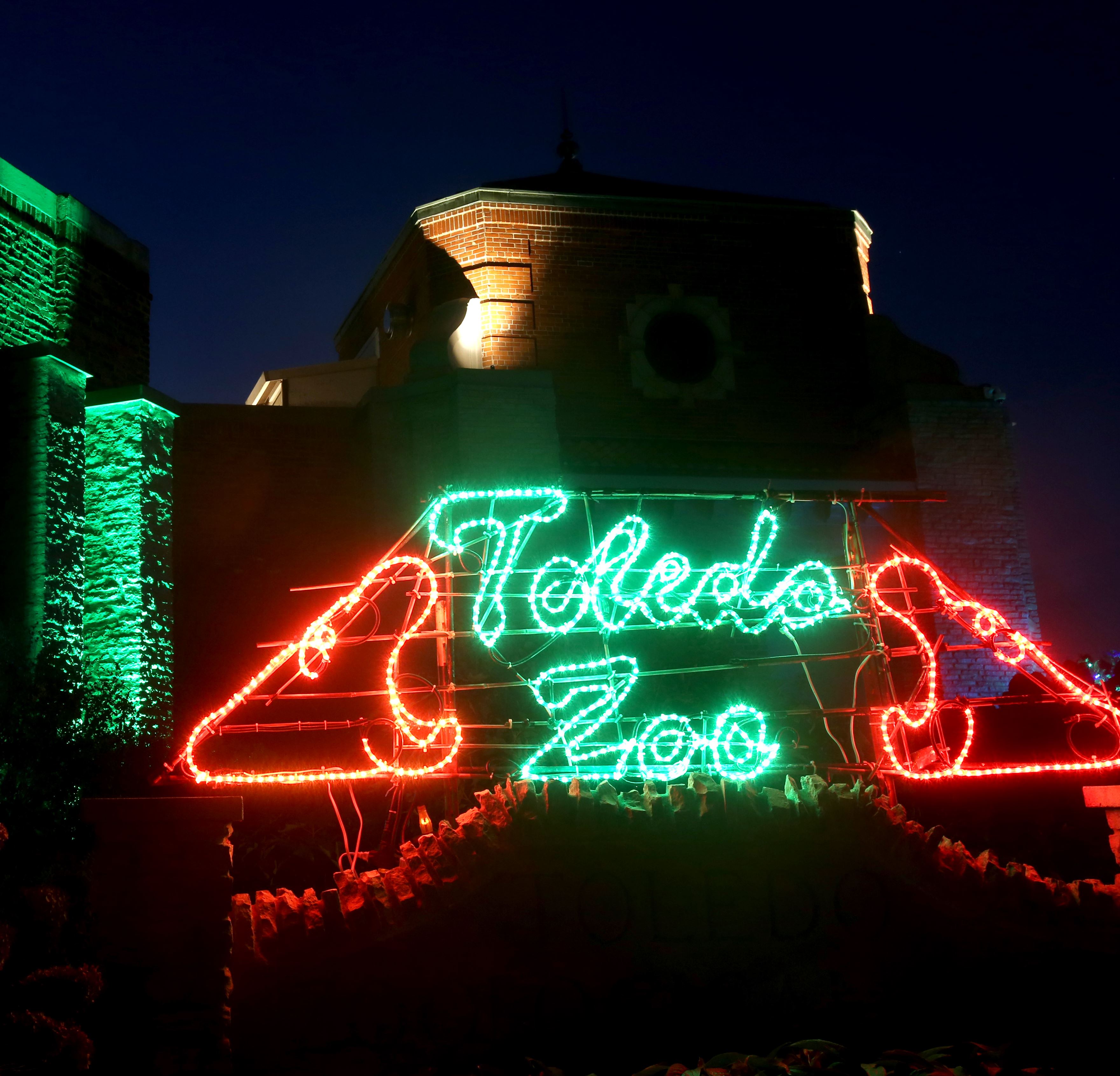 Lights to remember Toledo Zoo builds on its annual Christmas