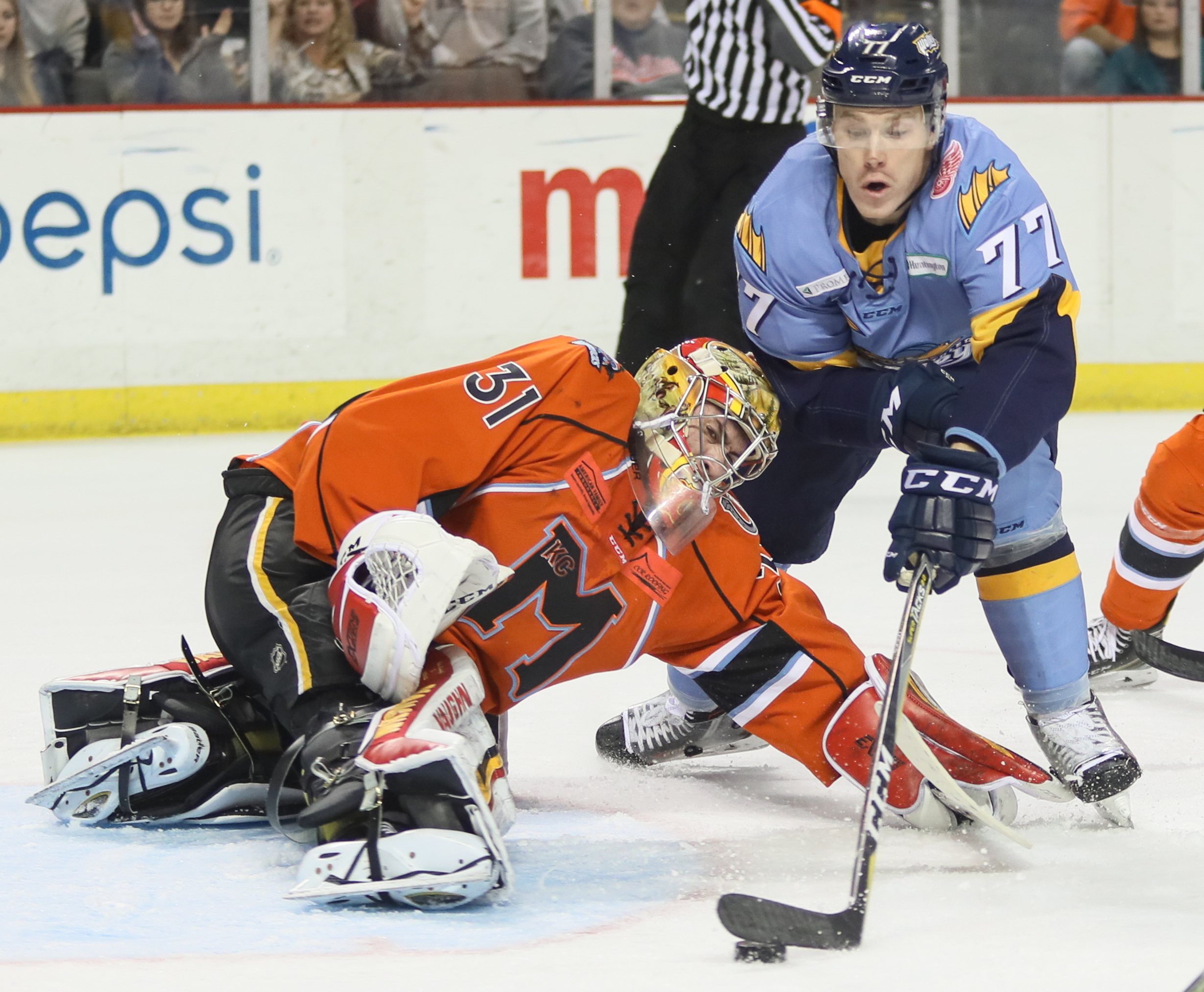 PHOTO GALLERY: Walleye Defeat Kansas City 5-0 - The Blade