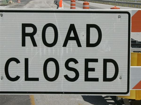 Sewer repairs close Waverly Avenue between Door and Croswell
