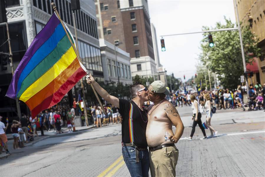 Thousands gather to show 'pride' in Toledo The Blade