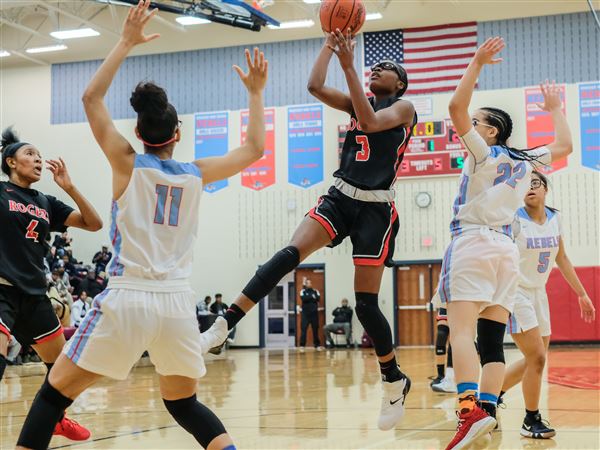 Rams keep rolling: Rogers girls top Bowsher, 76-37
