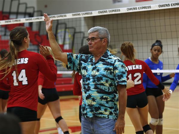Lewis records 700th win, Owens volleyball captures regional crown