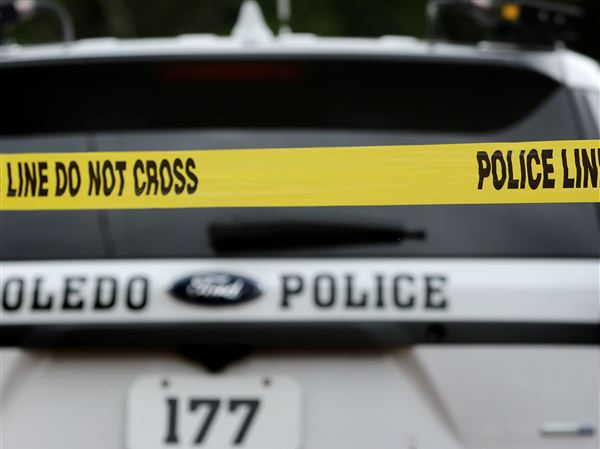 1 dead, 1 injured in Toledo shooting