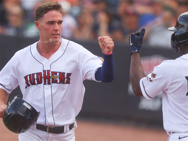 Mud Hens Double Up Storm Chasers The Blade