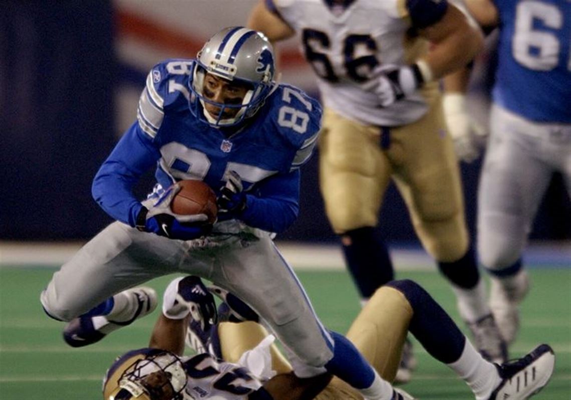 Detroit Lions Corner Back Dre Bly (32) during pregame stretching