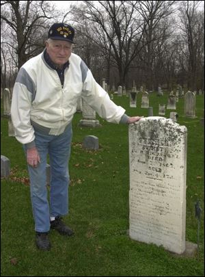 Charlie Schneider wants a memorial to veterans.