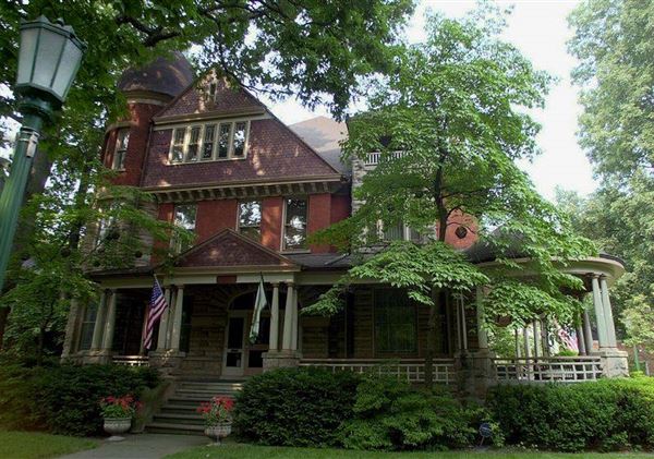 Old West End's Paddock House fetches record $390,000 price - The Blade