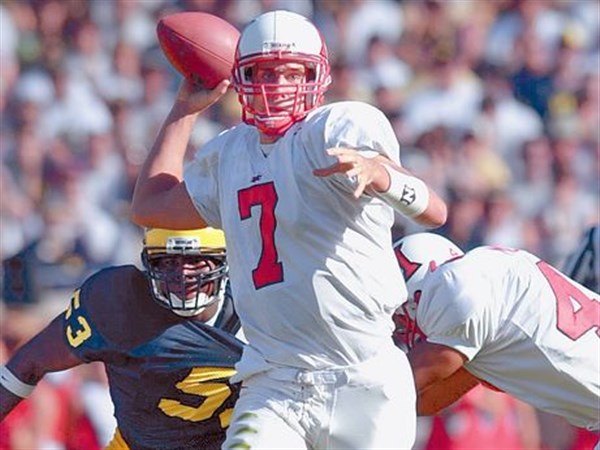 Adults asking for autographs: Recalling Roethlisberger's playing days at  Findlay High School