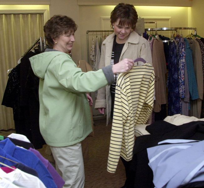 Hospital's thrift shop hits $1M milestone - The Blade