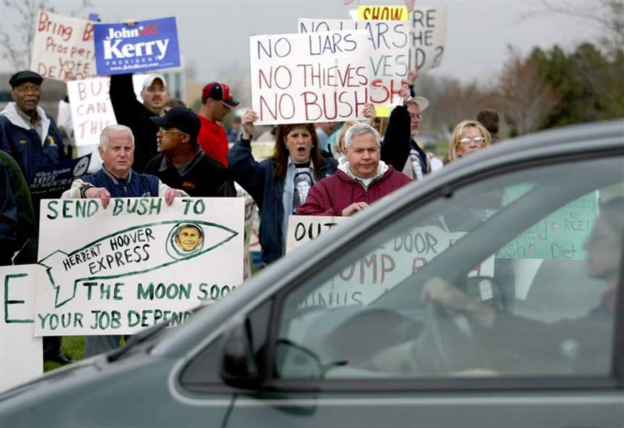 GOP-chairman-asks-for-Kerry-war-records-at-Lucas-County-event-2