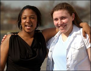 Start's Cheri Christopher, left, and Springfield's Jessie Zamichow.