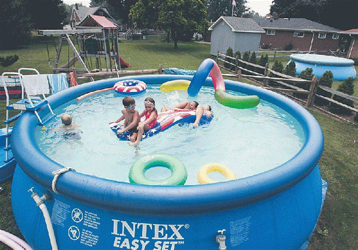 4 ft deep inflatable pool