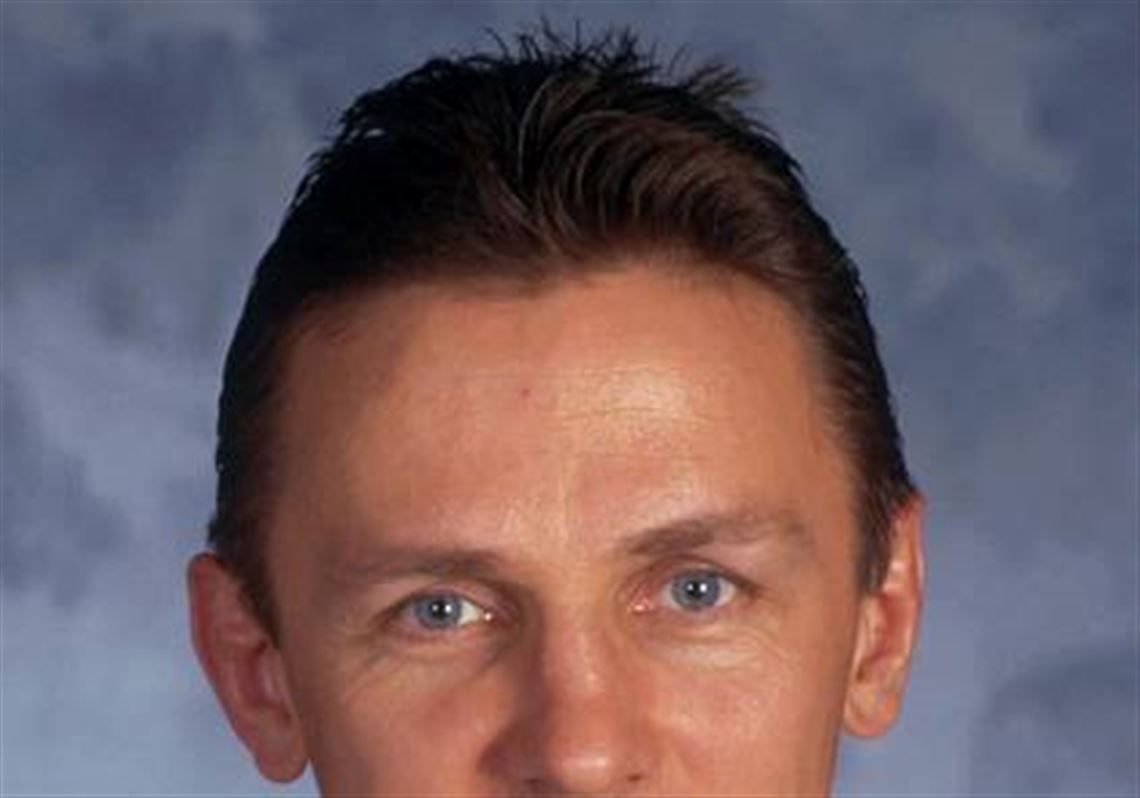 https://www.toledoblade.com/image/2006/04/07/1140x_a10-7_cTC/Famed-Larionov-to-be-at-Sports-Arena.jpg