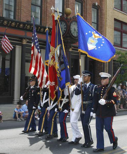 Toledo honors servicemen, fallen veterans with parade - The Blade