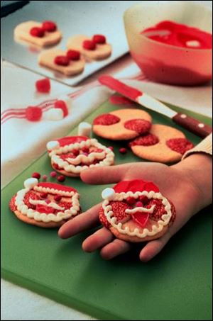 Cookies are a good kitchen project for parents and kids.