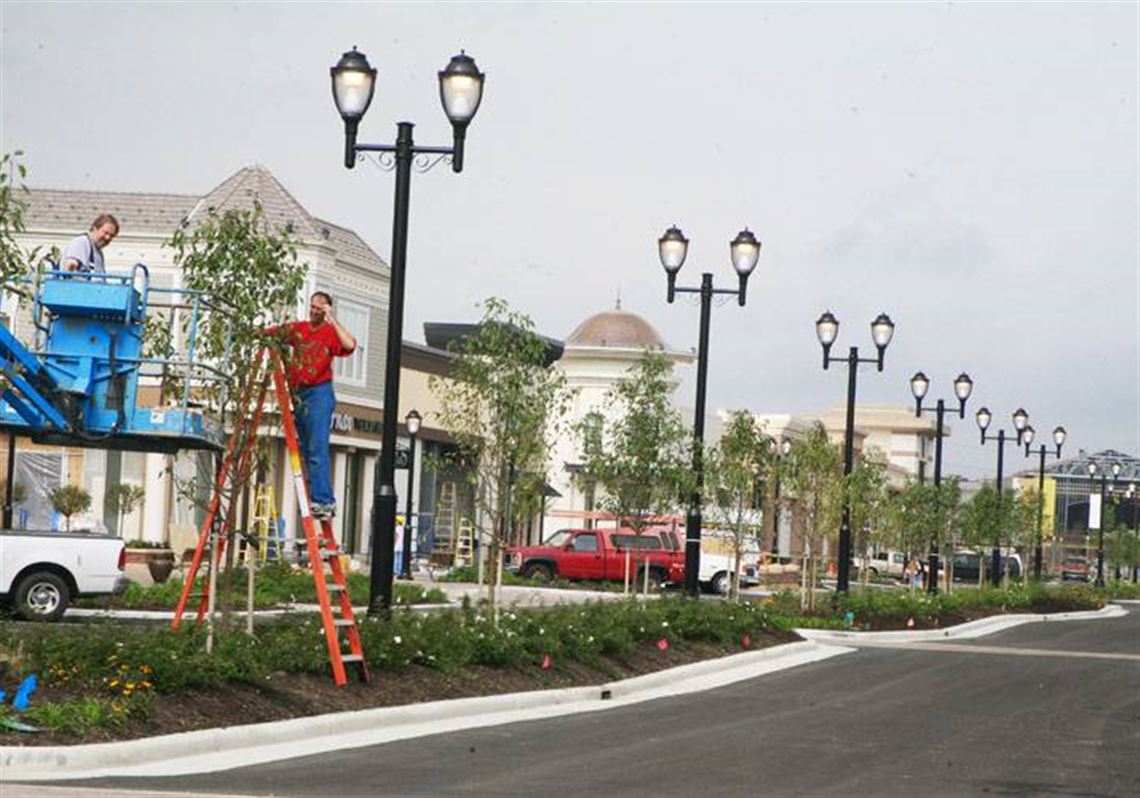 Fallen Timbers Mall Map It's Showtime For Toledo's Fallen Timbers | The Blade