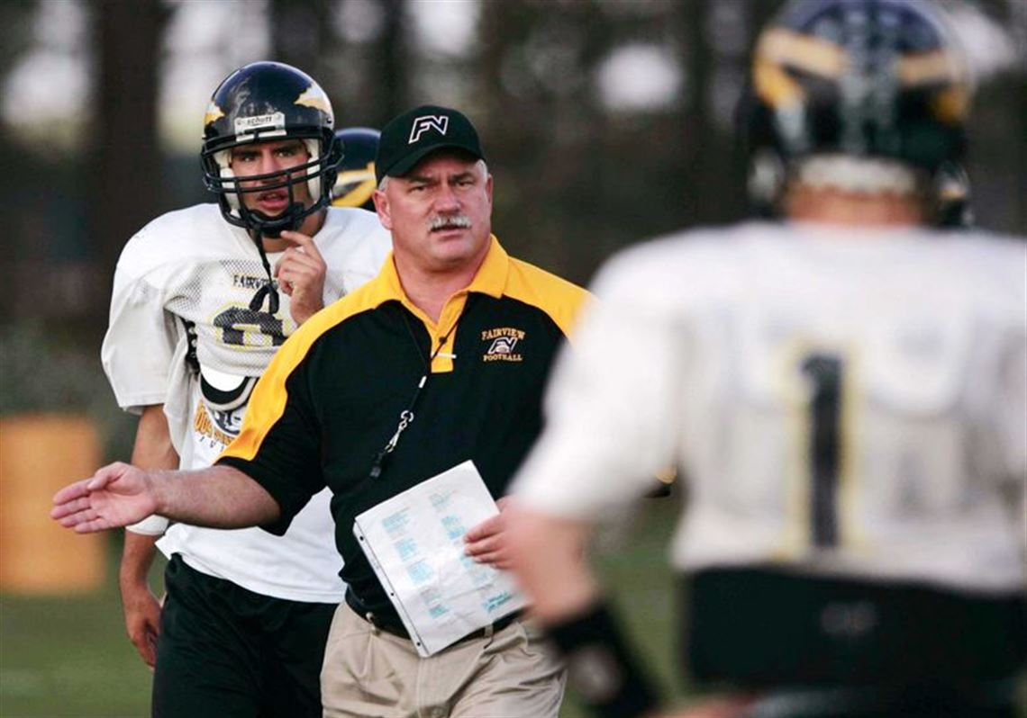 Former NFL player joins Fairview High coaching staff