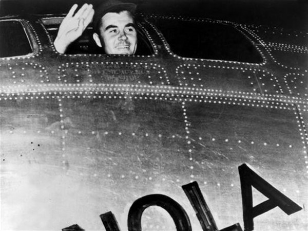 Wwii Pilot Tibbets Dies, Dropped 1st Atomic Bomb 