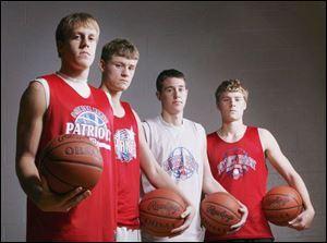 Patrick Henry looks to repeat as champion with, from left, Brandon Schwiebert, Kyle Tietje, Matt Rettig and Kevin Tietje.