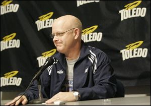 Mark Ehlen has the most wins in UT women's history with 236, but is on the way to a fifth straight losing season. (THE BLADE/JETTA FRASER)
<br>
<img src=http://www.toledoblade.com/graphics/icons/audio.gif> <font color=red><b>LISTEN:</font></b> <a href=