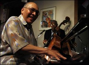 Claude Black and Clifford Murphy carry on Toledo s jazz tradition.