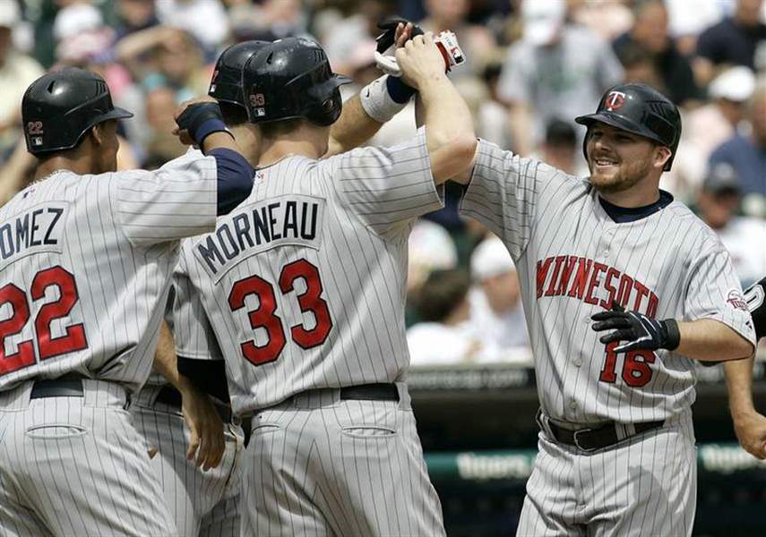 Twins-bounce-back-follow-rout-by-topping-Tigers